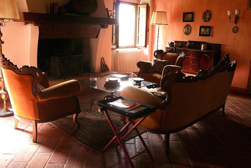 فيلا Monte Castello di Vibioفي Podere Le Corone المظهر الخارجي الصورة